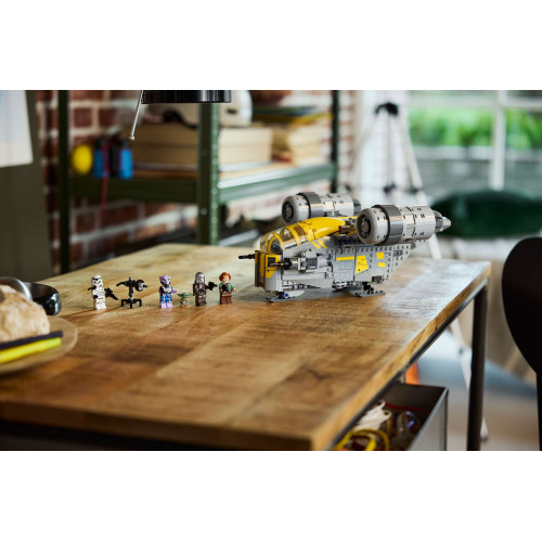 Конструктор LEGO Star Wars The Razor Crest (75447)